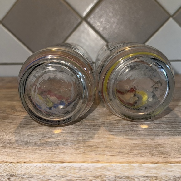 Vintage 1985 Alvin and the Chipmunks "Alvin & The Chipettes”.  Collectible - Picture 4 of 4